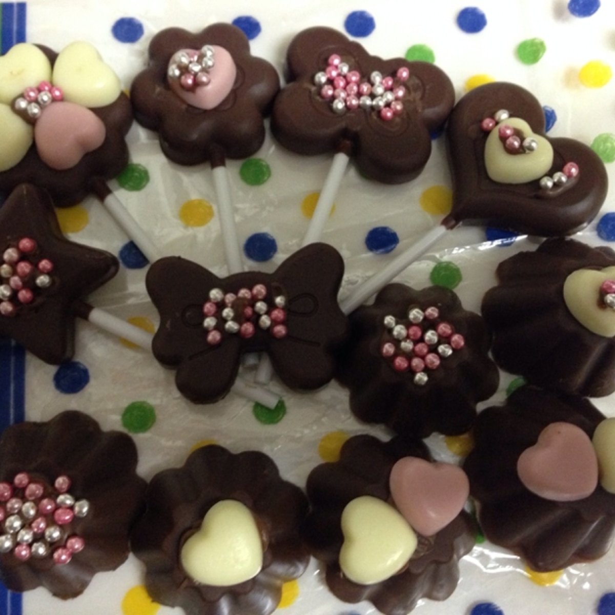 バレンタイン 簡単にできる可愛い友チョコ レシピ 作り方 By にいさん6011 楽天レシピ バレンタイン 簡単にできる可愛い友チョコ レシピ 作り方 By にいさん6011 楽天レシピ